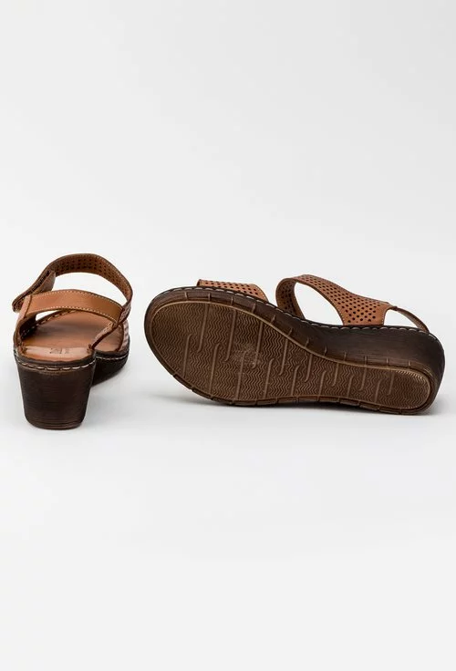 Sandale maro cu platforma din piele naturala perforata Brown