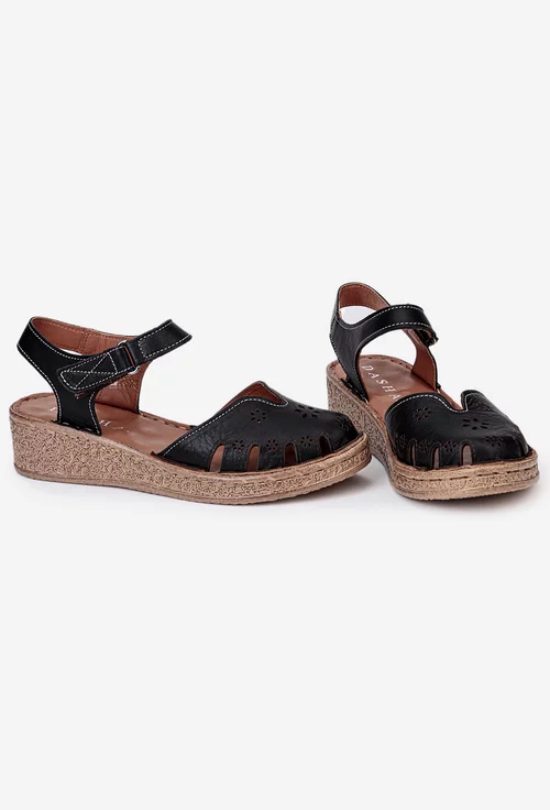 Sandale negre din piele cu inchidere scai