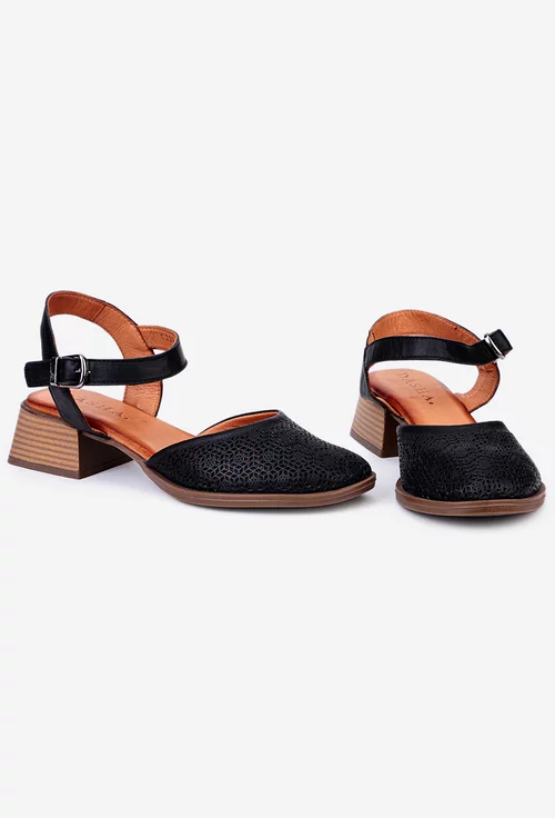 Sandale negre din piele cu model perforat