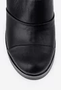 Sandale negre din piele cu varful acoperit