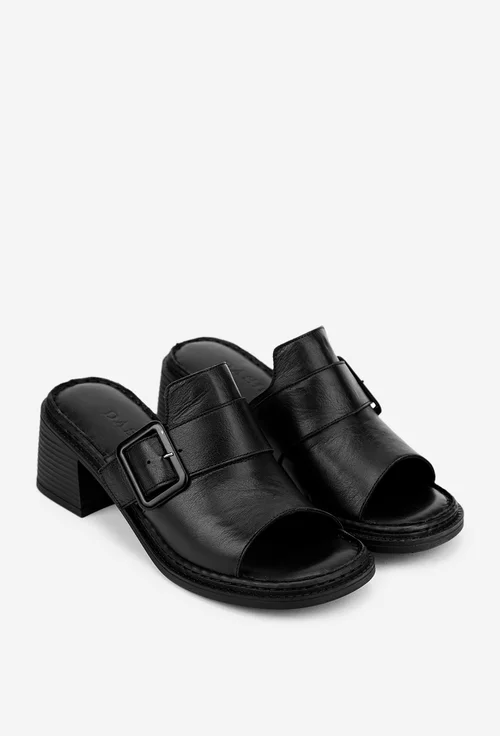 Sandale negre din piele naturala