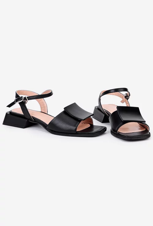Sandale negre din piele naturala cu ornament