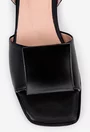 Sandale negre din piele naturala cu ornament