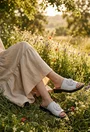 Sandale tip papuc dama din piele naturala alba cu floare