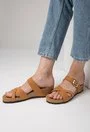 Sandale tip papuc din piele naturala nuanta camel Dora