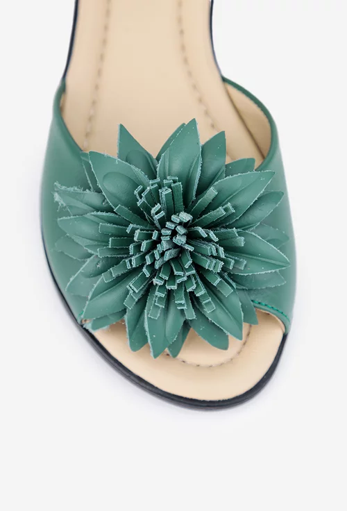 Sandale verzi din piele naturala cu detaliu floare