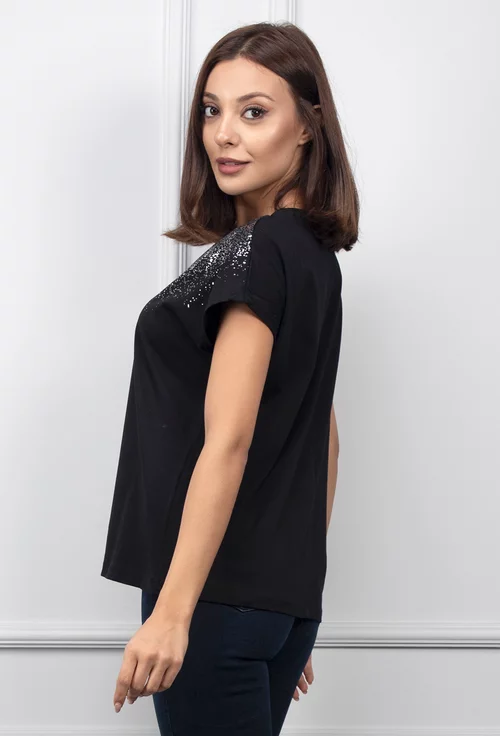 Tricou negru cu detalii stralucitoare