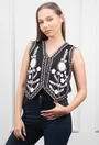 Vesta neagra cu broderie alba