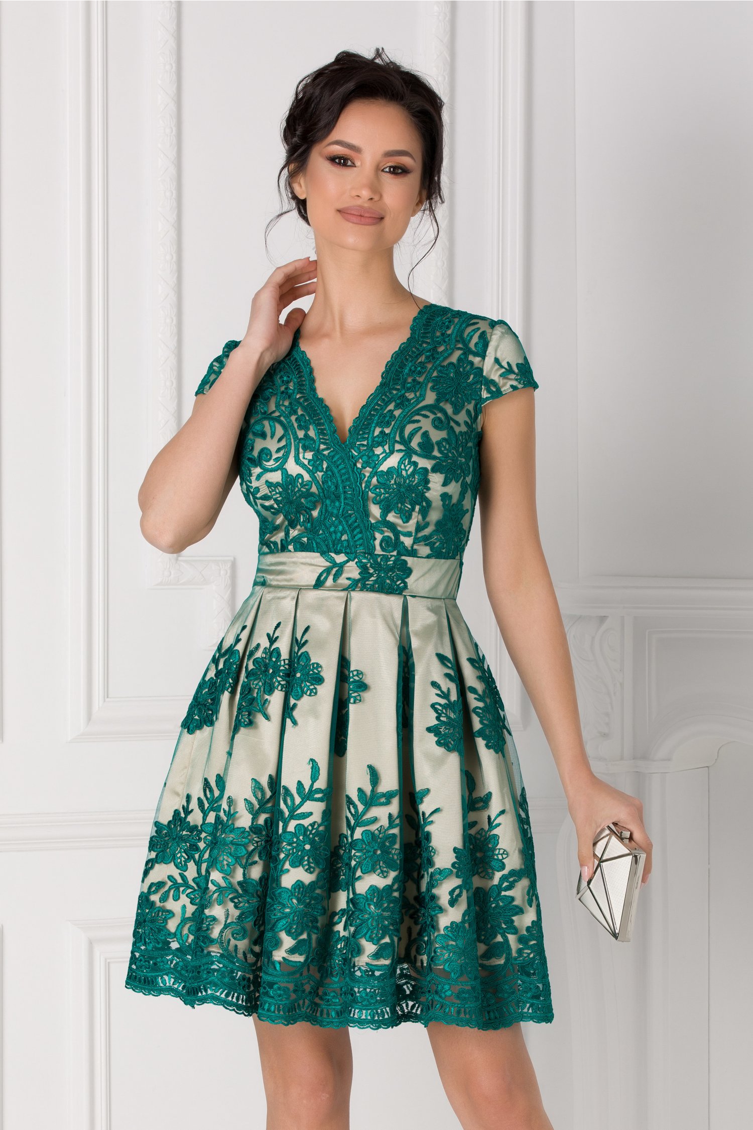 Rochie Ingrid crem cu dantela florala verde