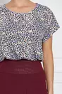 Bluza Andrada alba cu animal print colorat