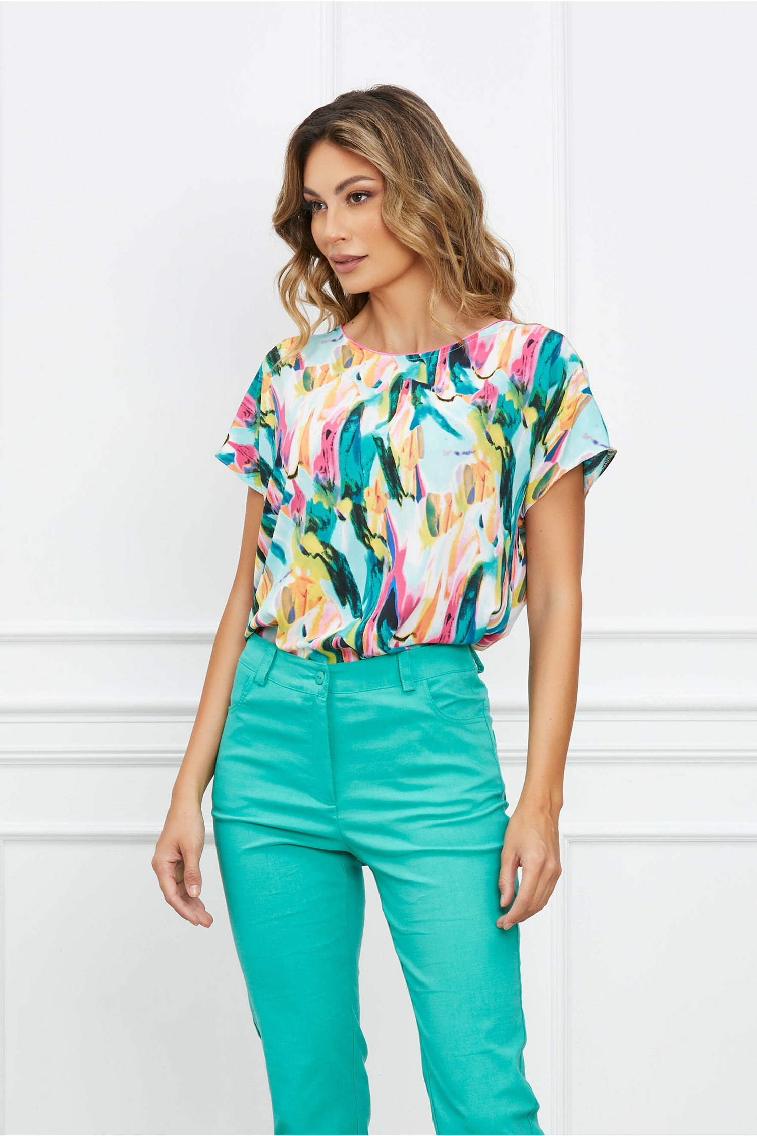 Bluza Andrada turcoaz cu imprimeu roz