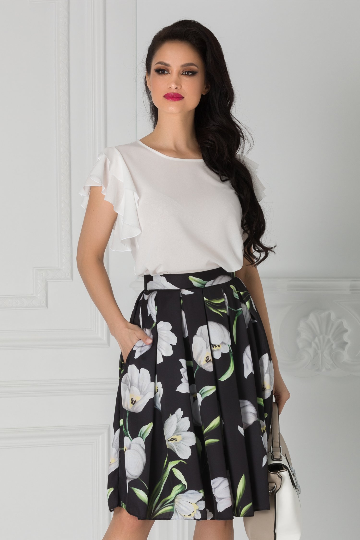 Bluza Avana alba cu volanase la maneci