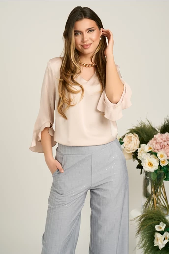 Bluza eleganta din satin bej cu volane la maneci