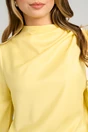 Bluza eleganta din satin galbena cu perle si pliuri pe umar