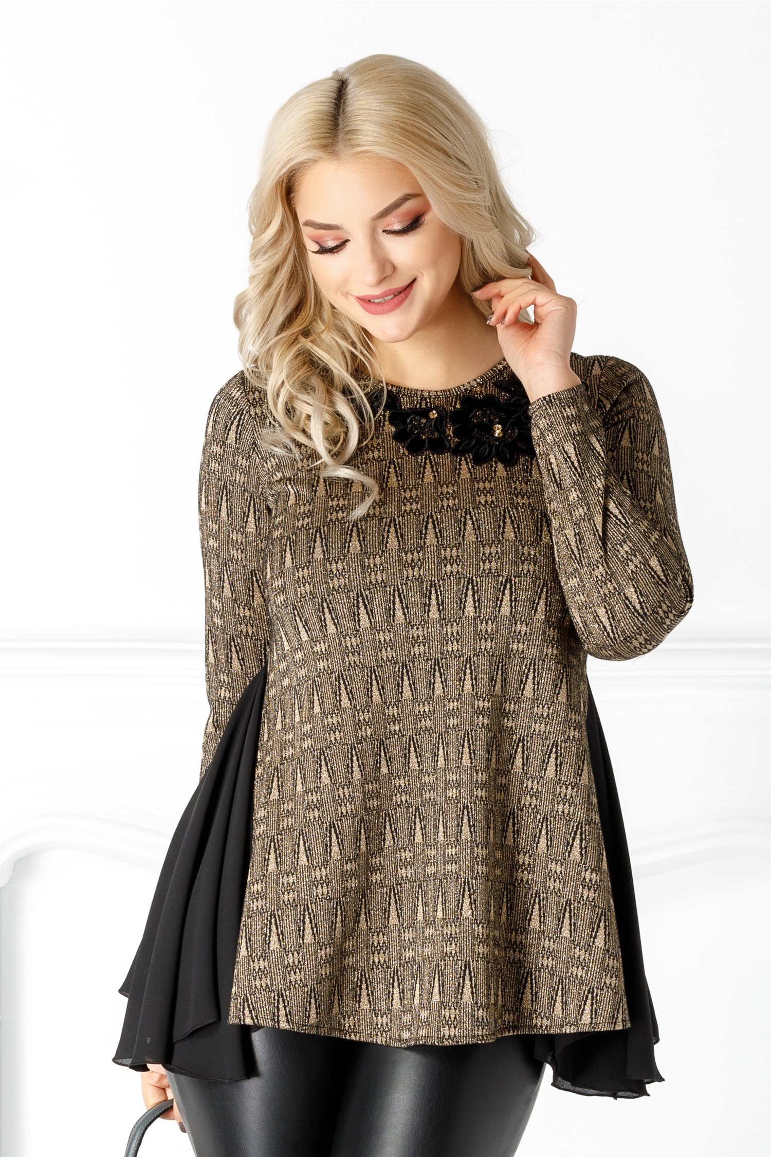 Bluza LaDonna aurie cu broderie florala la bust