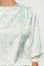 Bluza LaDonna din satin cu imprimeuri florale albastre