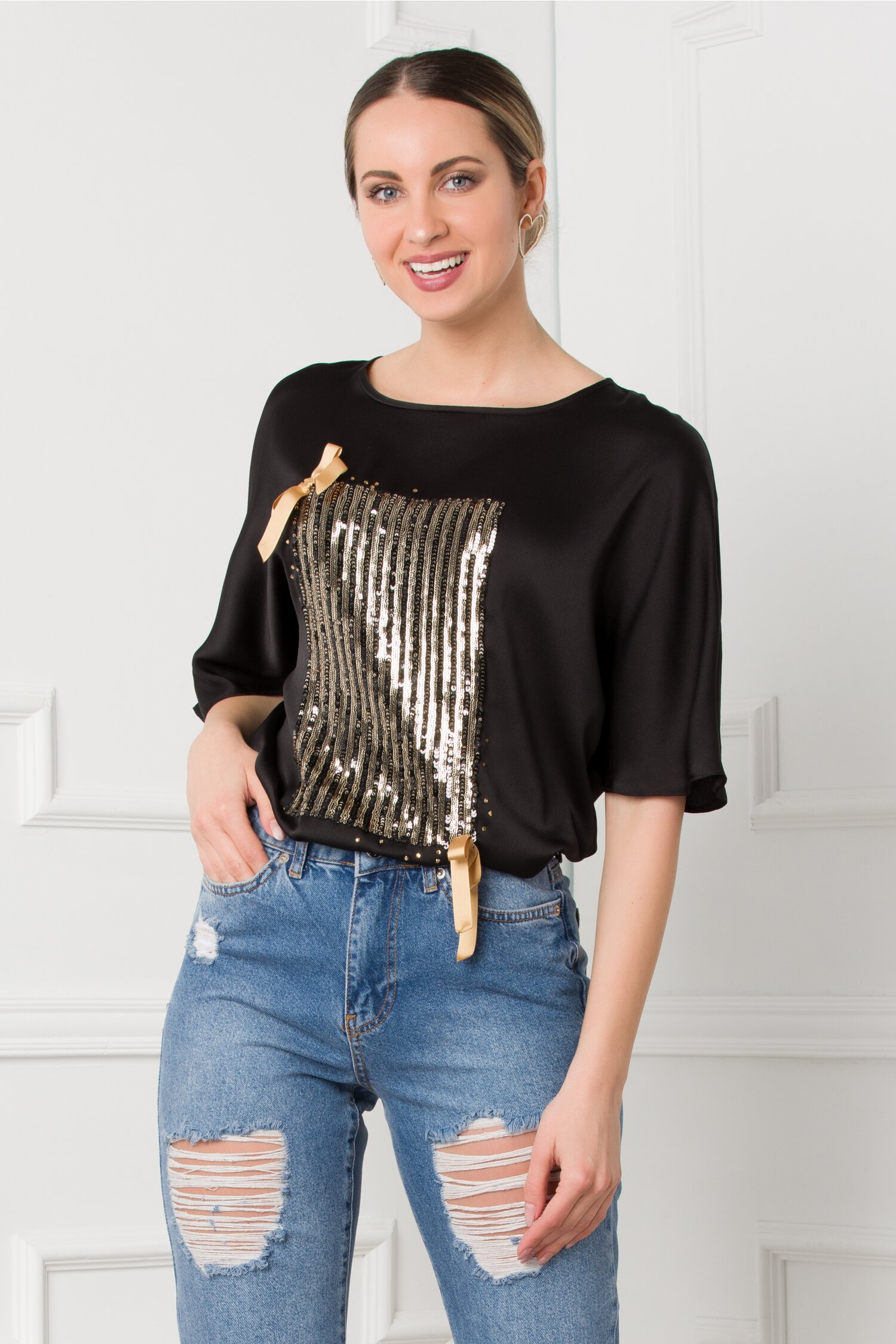 Bluza LaDonna neagra satinata cu paiete si broderie florala la bust