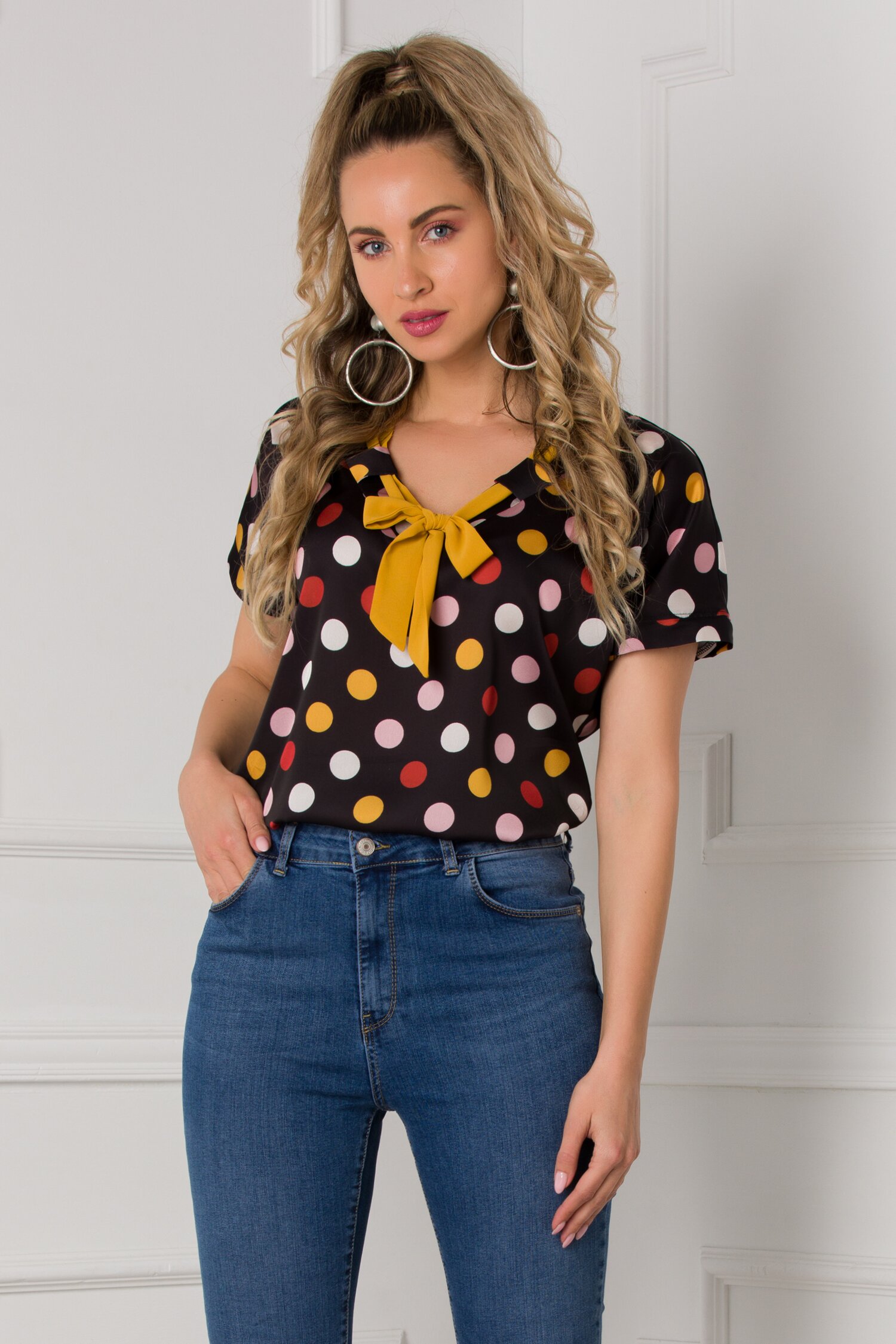 Bluza mirabela maro cu buline colorate
