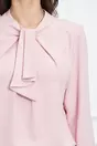 Bluza Miruna roz cu aplicatie tip cravata