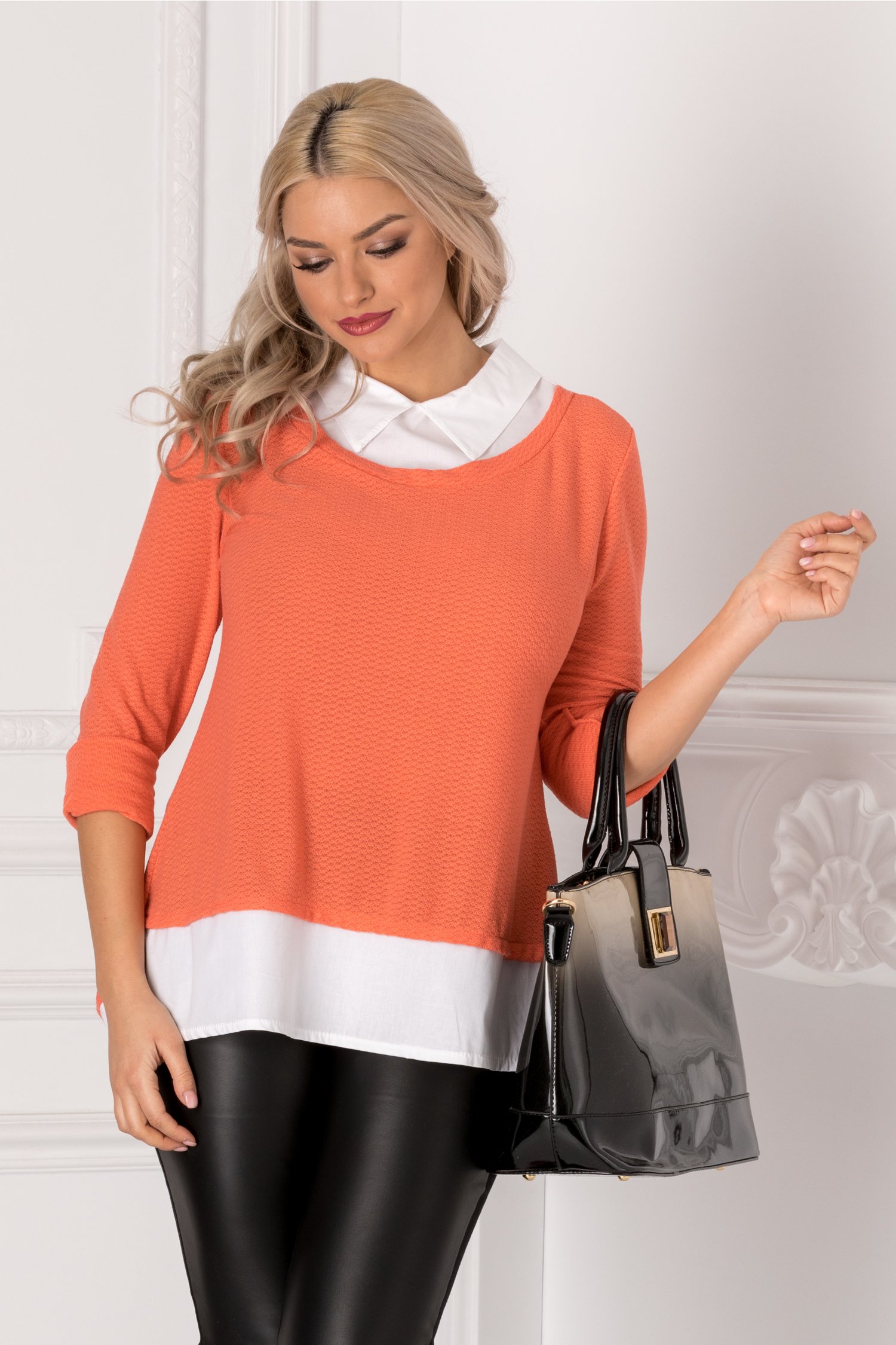 Bluza Ninna corai cu guler si baza tip camasa