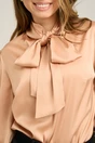 Camasa DY Fashion eleganta din satin bej cu guler tip esarfa