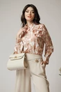 Camasa office din satin ivory cu imprimeuri bej si floare maxi