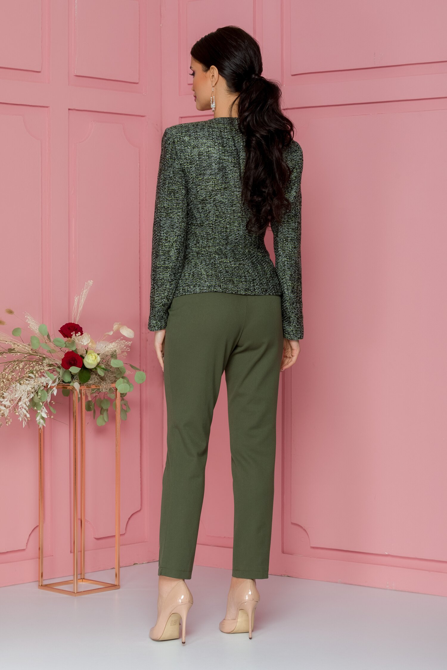 Compleu greta pixelat cu sacou pixelat si pantaloni kaki