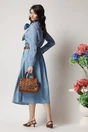 Fusta casual din denim bleu cu buzunare si curea