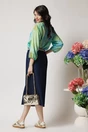 Fusta midi casual din denim albastra cu crepeu si curea impletita