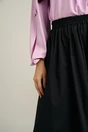 Fusta midi din bumbac neagra cu elastic in talie si buzunare functionale
