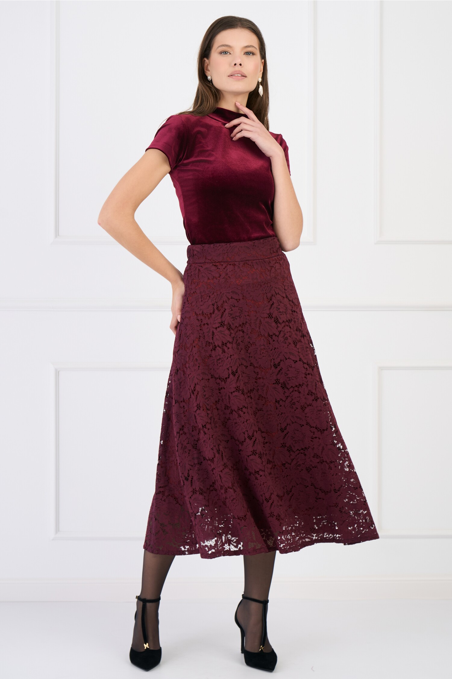 Fusta midi eleganta din dantela bordo