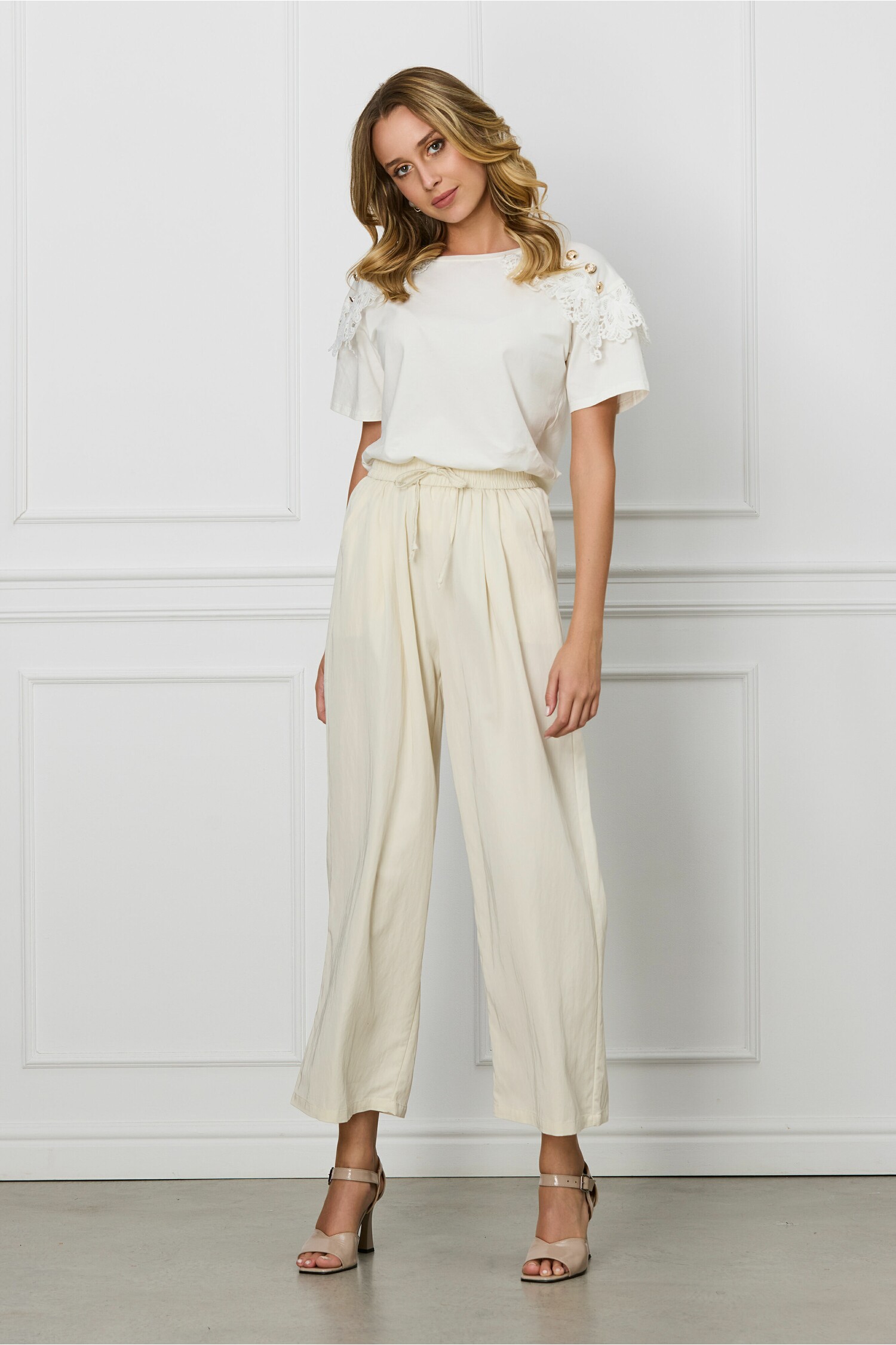 Pantaloni Dani ivory lejeri cu buzunare