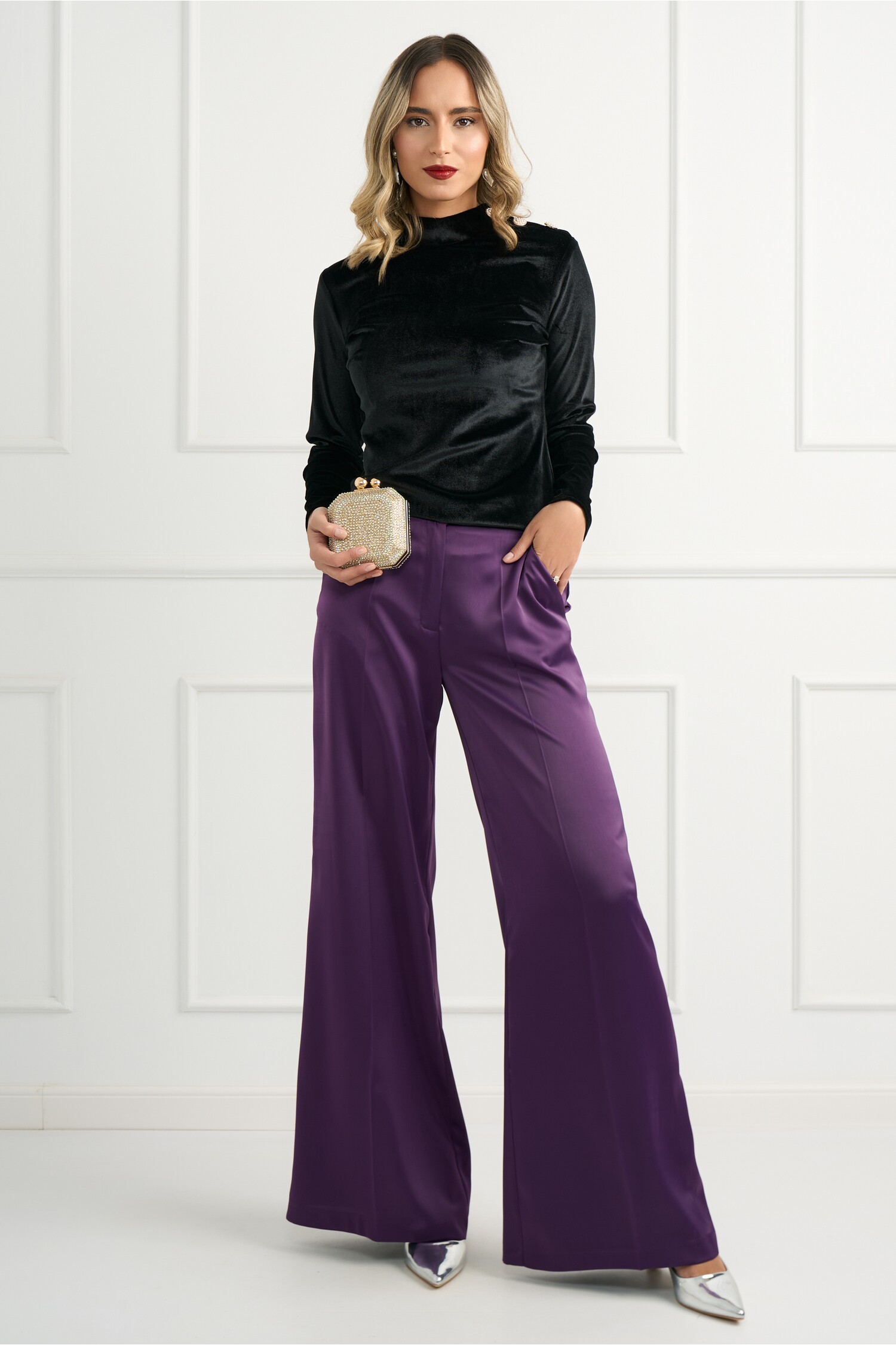 Pantaloni DY Fashion eleganti din satin mov cu croi evazat