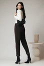 Pantaloni office din velur maro cu nasturi la buzunare