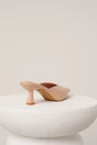 Pantofi eleganti din piele ecologica bej decupati la spate