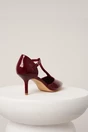 Pantofi eleganti din piele ecologica lacuita bordo cu bareta