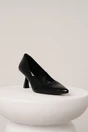 Pantofi eleganti din piele ecologica lacuita negri cu toc jos