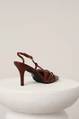 Pantofi eleganti din piele ecologica maro cu barete si catarame