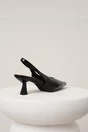 Pantofi eleganti din piele ecologica negri cu decupaj la spate