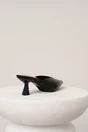 Pantofi eleganti din piele ecologica negri decupati la spate