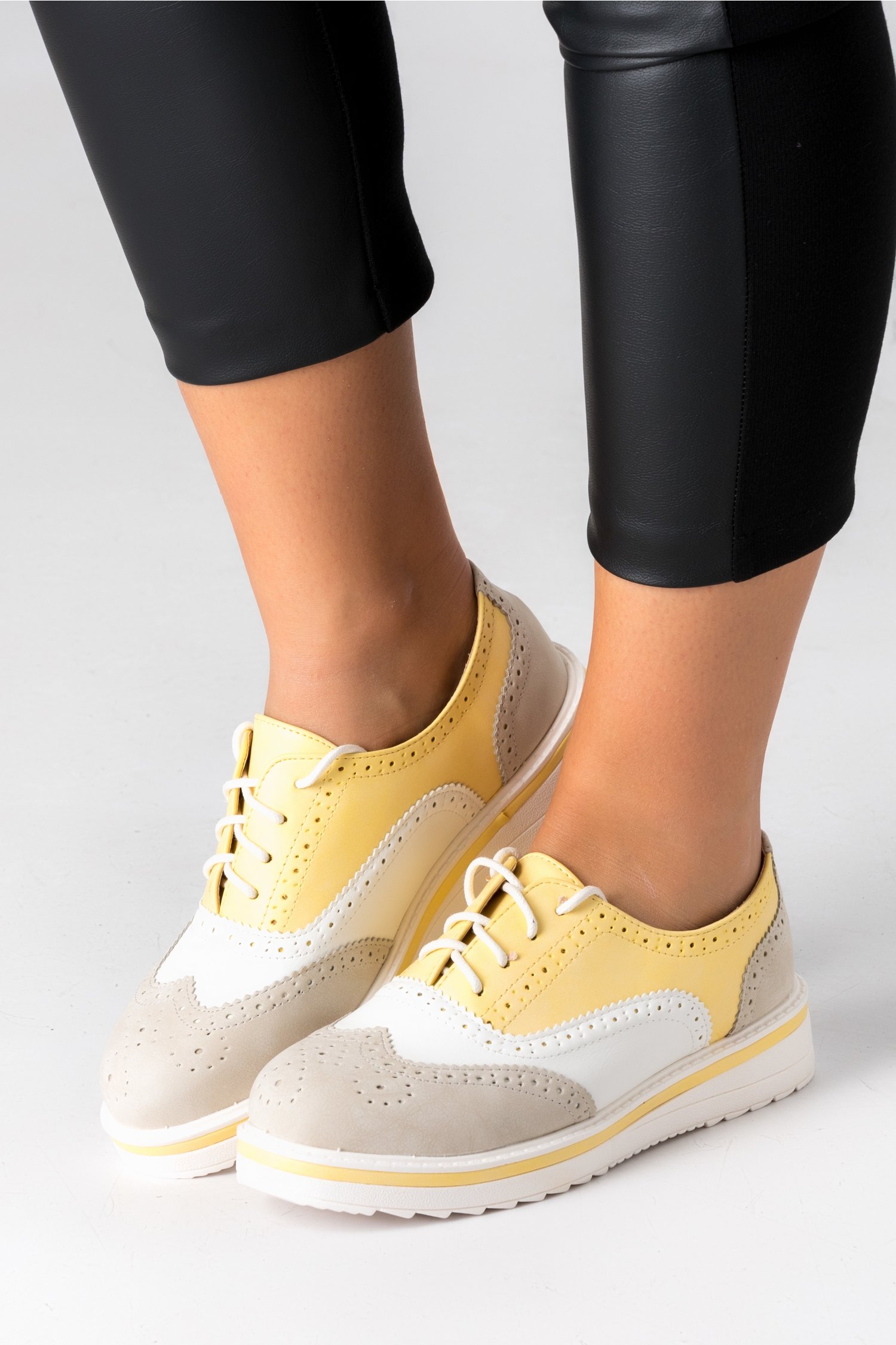Pantofi Oxford bej cu alb si galben