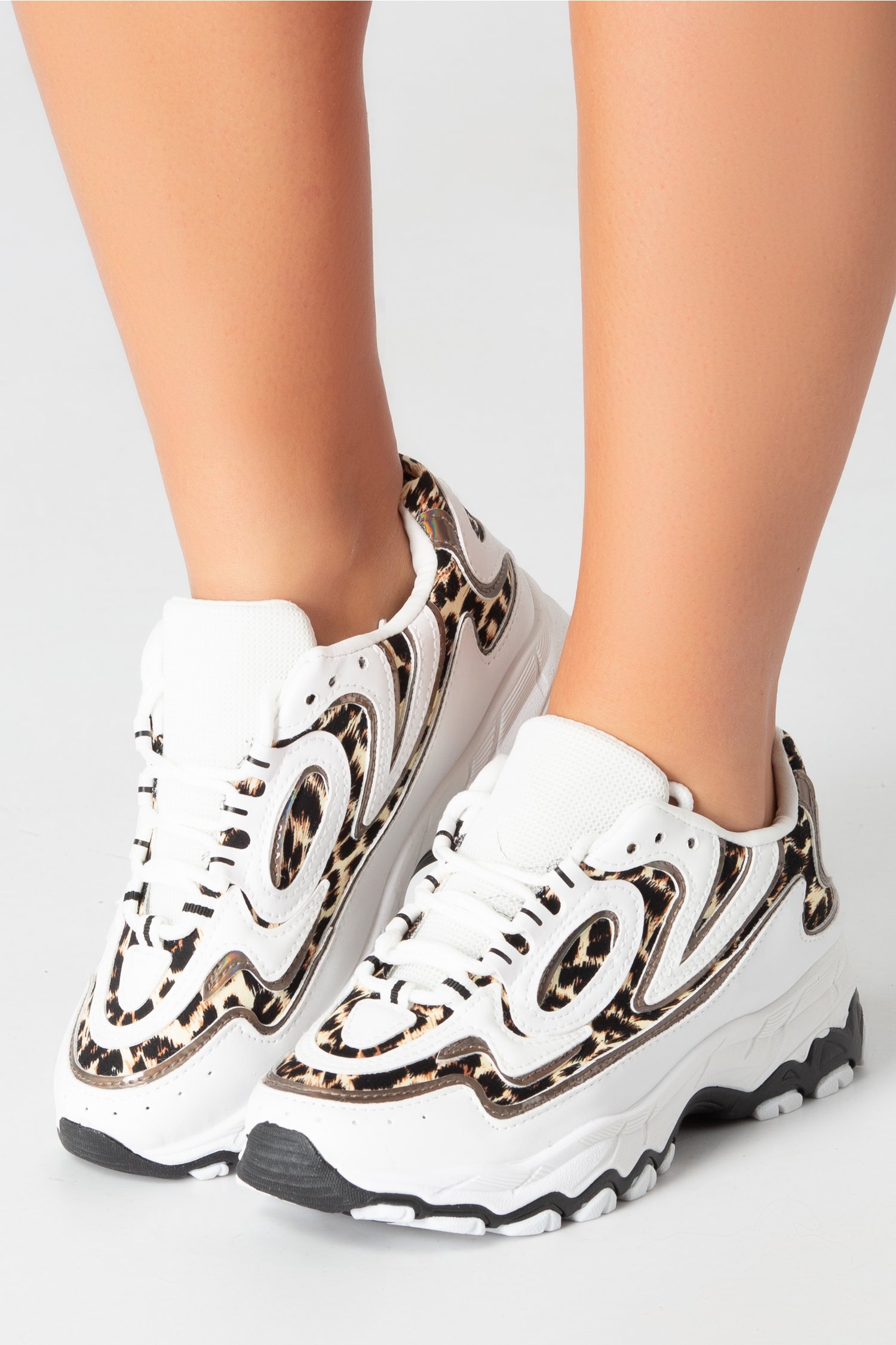 Pantofi sport albi cu detalii animal print