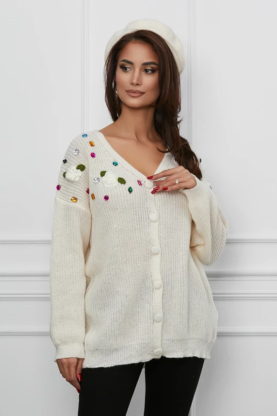pulover-amy-ivory-cu-pietre-colorate-si-flori-3d-1247718-1011938-2.webp