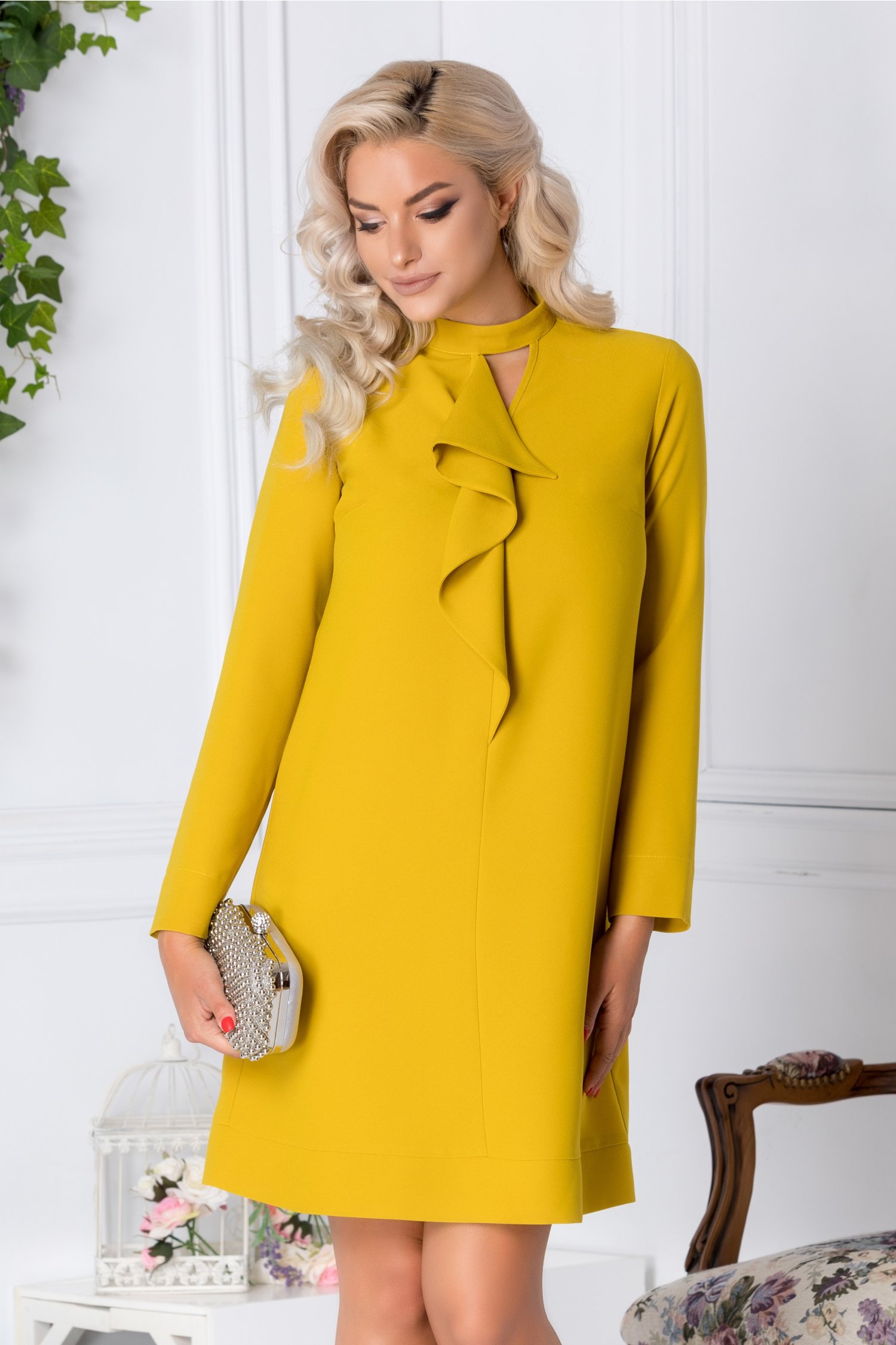 Rochie LaDonna Dary galben mustar eleganta cu volanas