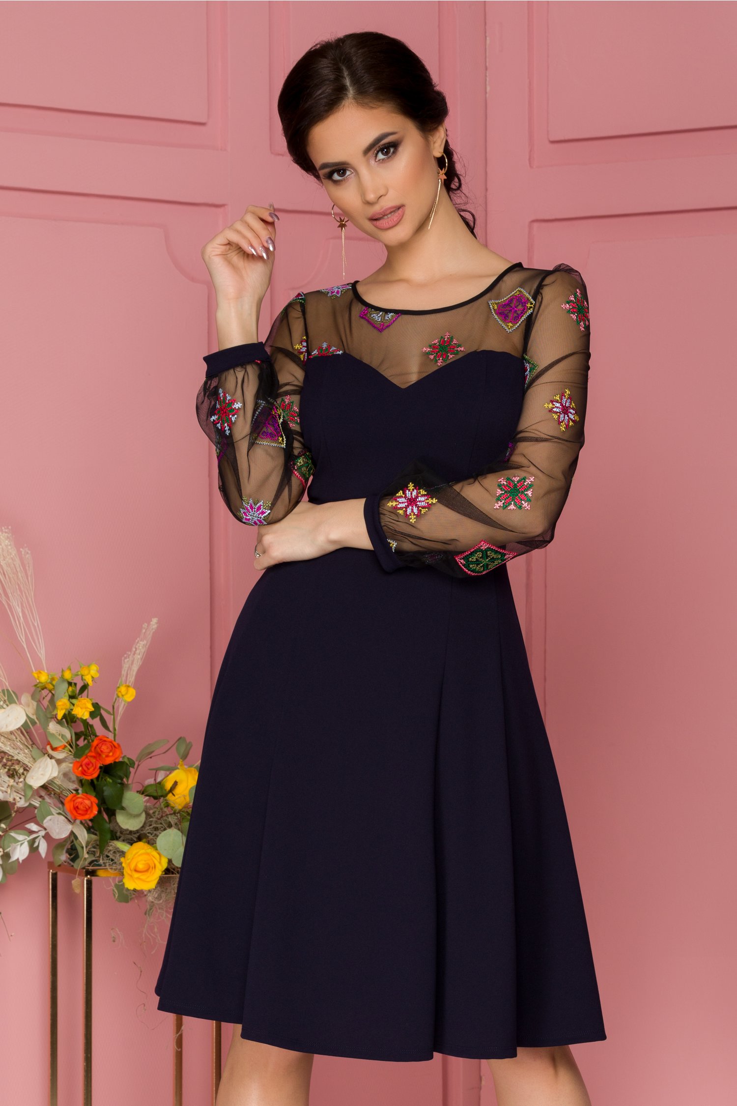 Rochie Adda bleumarin cu broderie traditionala pe maneci si decolteu