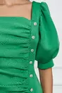 Rochie Adriana verde din neopren cu nasturi decorativi