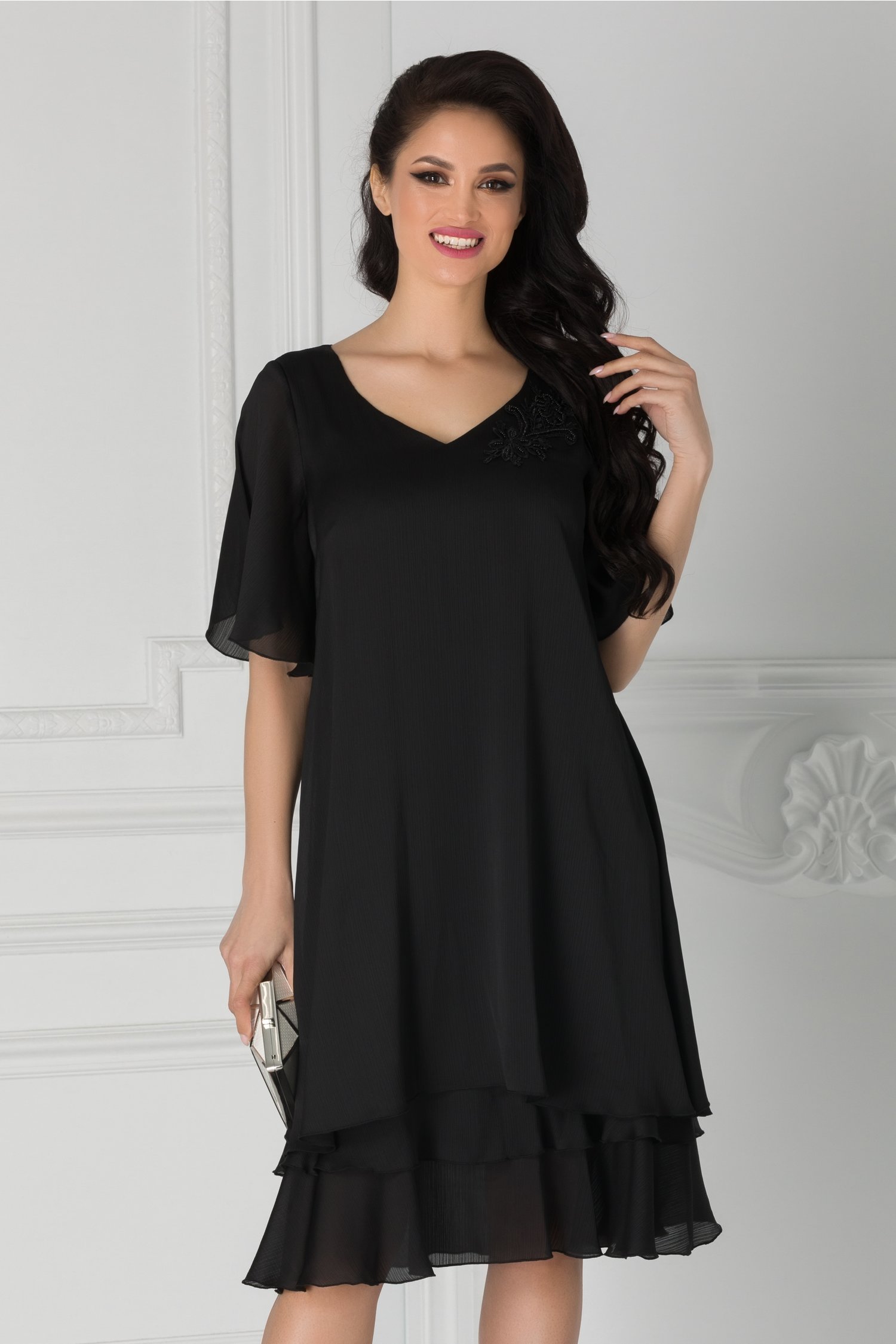 Rochie Alison neagra din voal cu broderie si margelute la umar