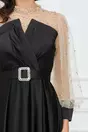 Rochie Amelie neagra cu tull bej si perle la bust si maneci