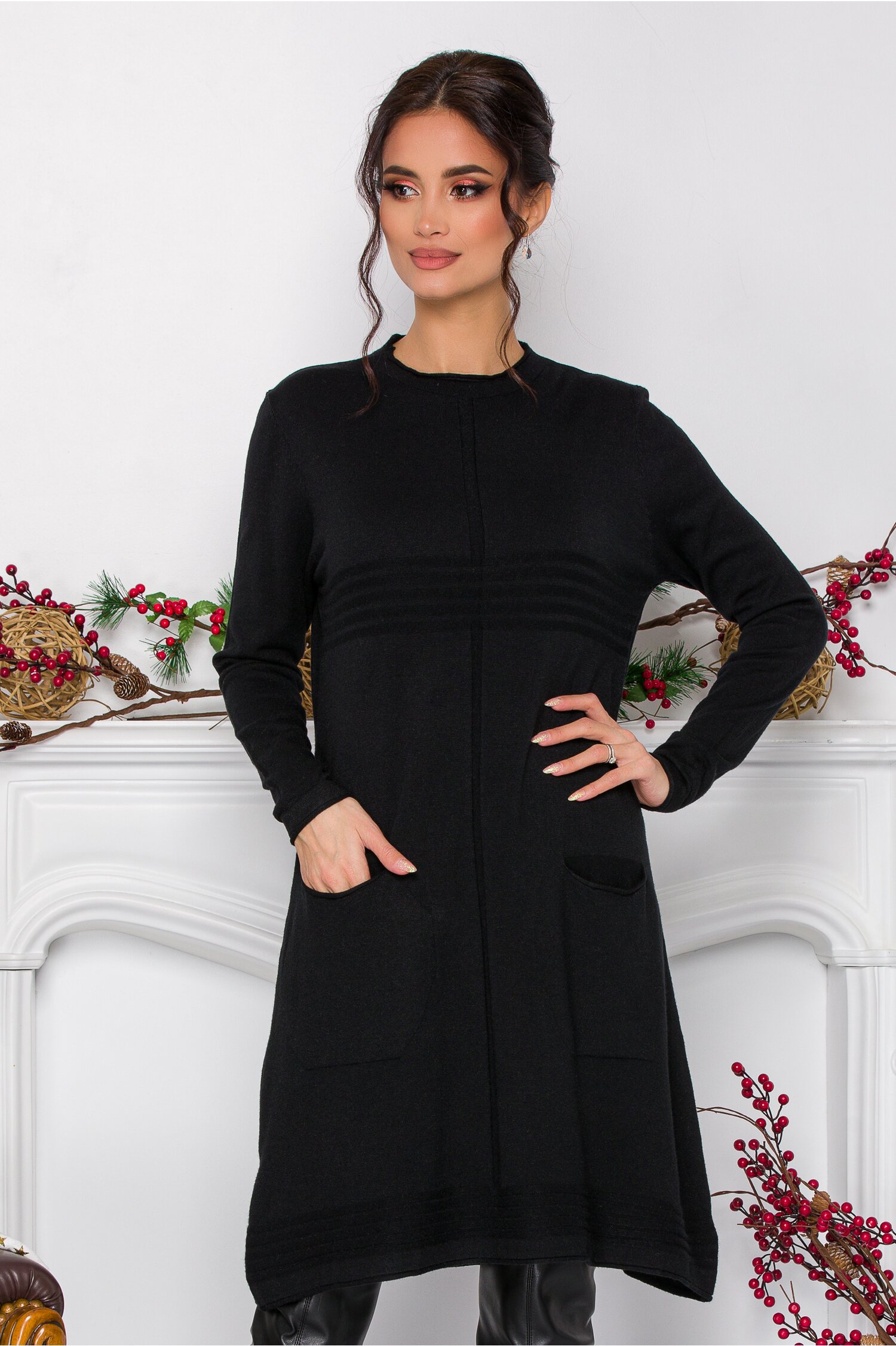 Rochie Anastasia neagra cu design in dungi si buzunare