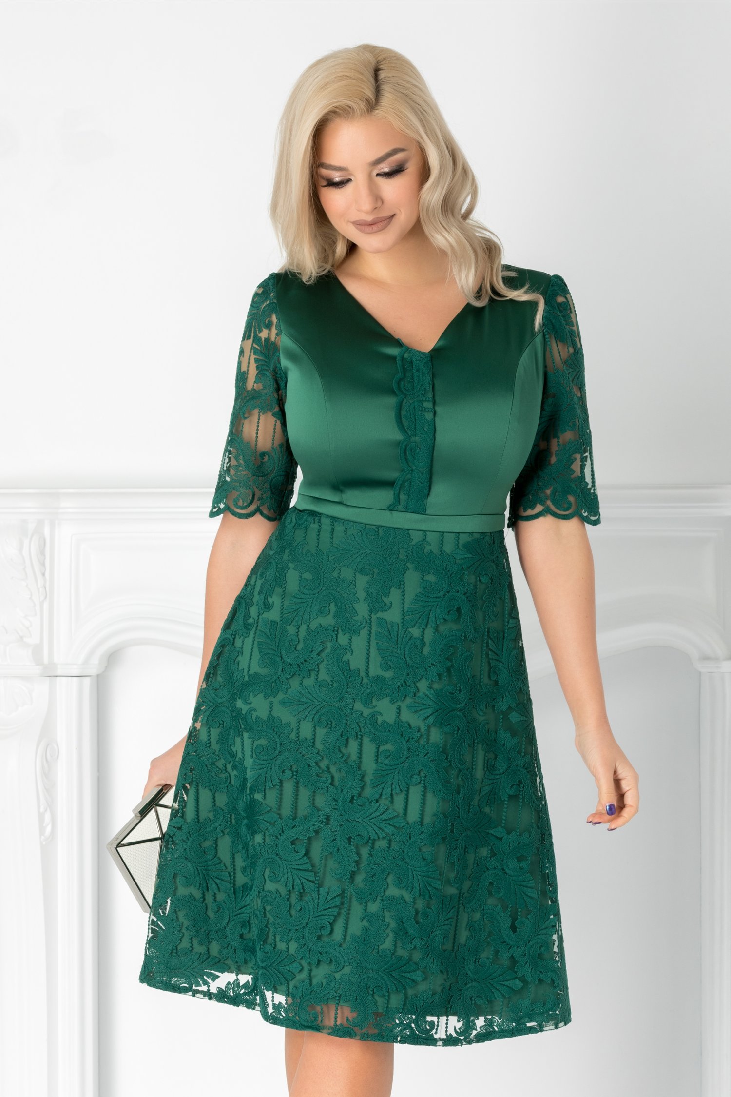 Rochie Aneta verde din tafta si dantela